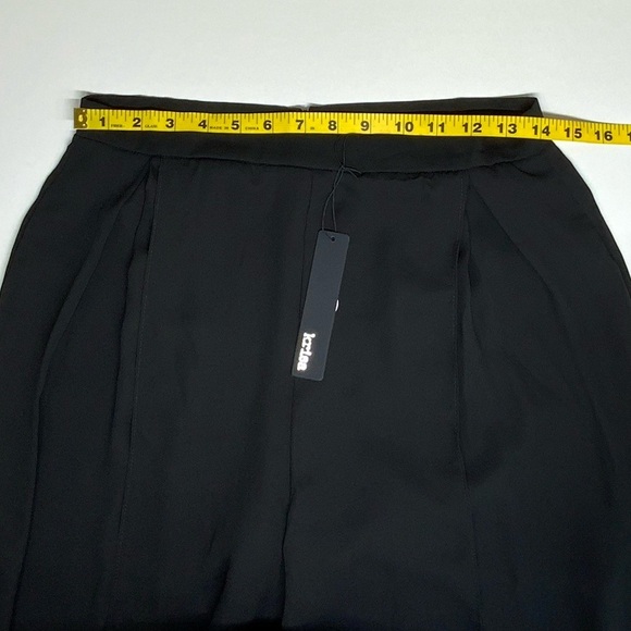 NWT | Krisa | Palazzo Slit Front Pants | Black | Medium - Picture 11 of 14